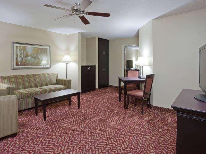 Grandstay Hotel & Suites Cambridge Oda fotoğraf